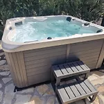 Luxury Private Complex With Pool And Jacuzzi * Kaštel Sućurac