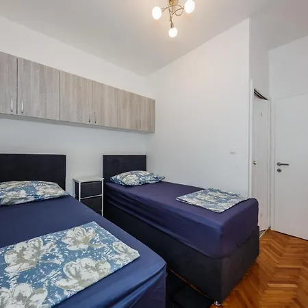 Luxury Private Complex With Pool And Jacuzzi Kaštel Sućurac