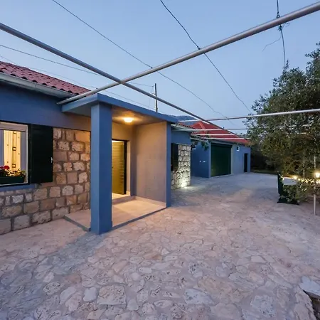Luxury Private Complex With Pool And Jacuzzi Villa