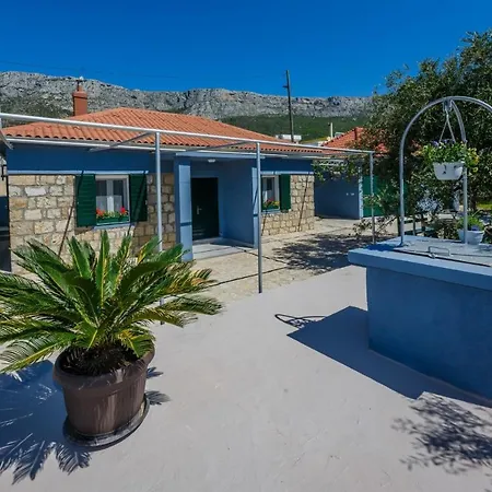 Luxury Private Complex With Pool And Jacuzzi Villa