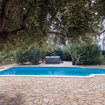 فيلة Luxury Private Complex With Pool And Jacuzzi *