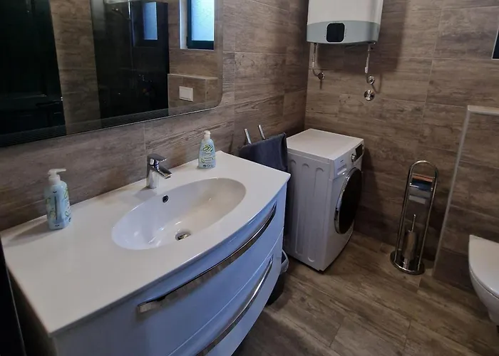 Βίλα Luxury Private Complex With Pool And Jacuzzi Kaštel Sućurac